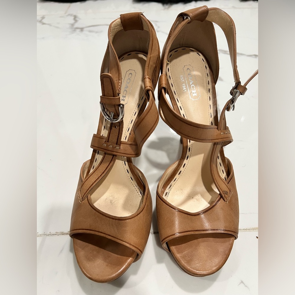 Authentic Coach Stylish heels!